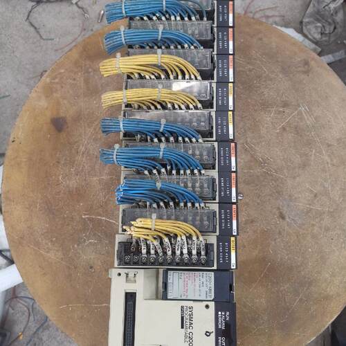 OMRON PLC CPU21 模块 ID212  OC225  实物图 拆机的