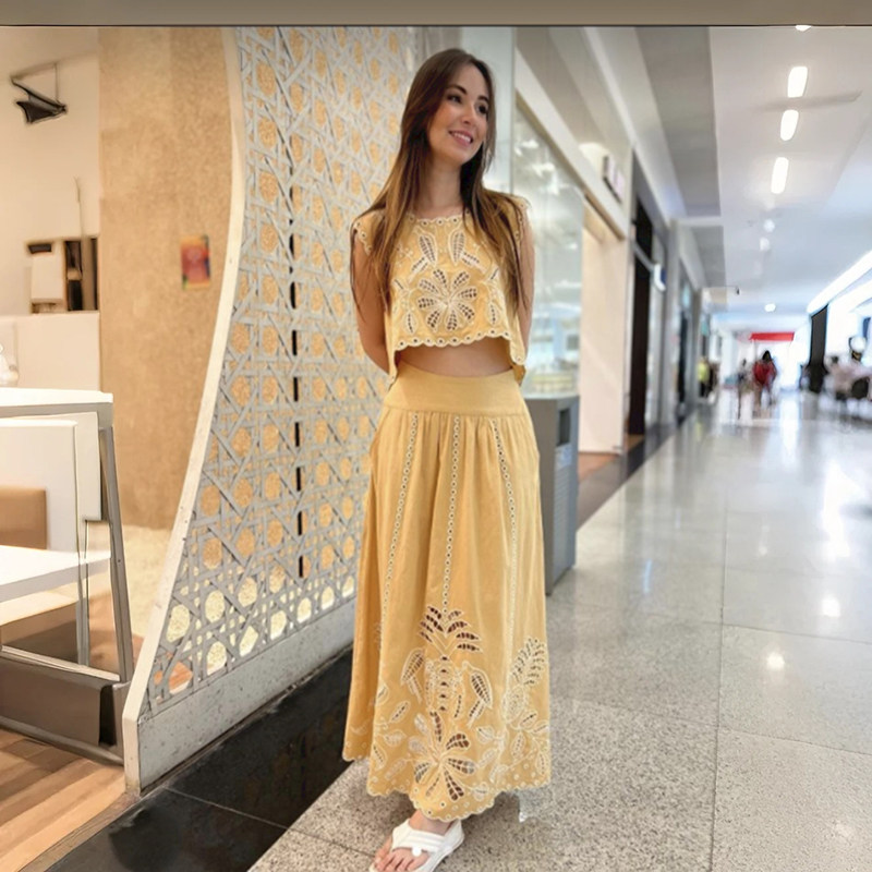 法式小众 2025早秋时尚重工层次花边显瘦短裙木耳衬衫连衣裙