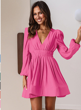 V-neck waist cinched ruffled pleated skirtV-领收腰百褶连衣裙