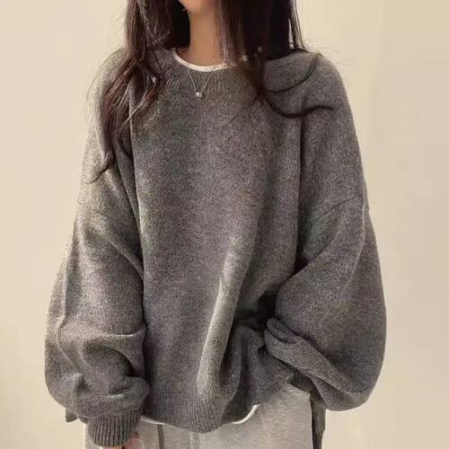 圆领开叉长袖毛衣 Round neck slit long sleeved casual sweater