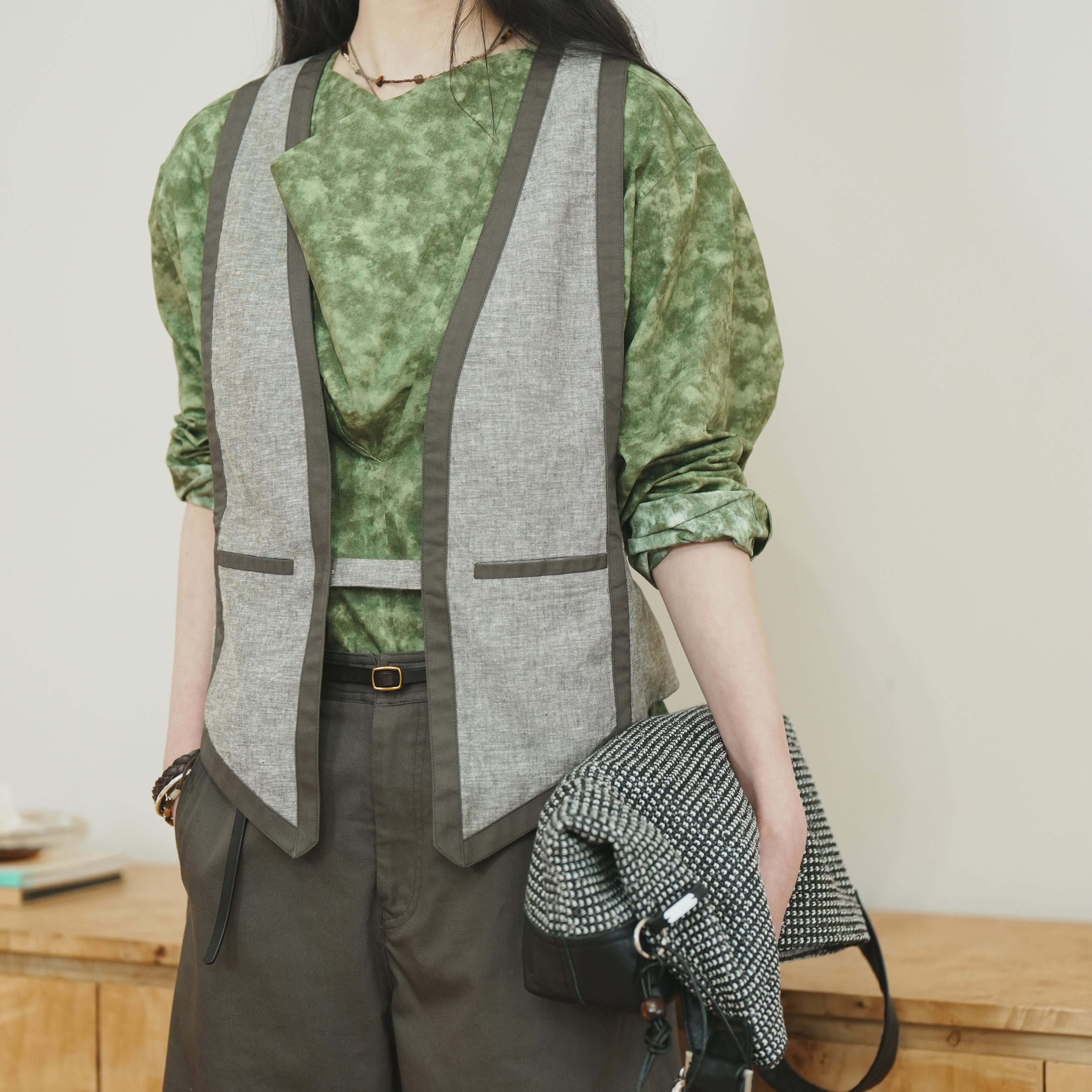 Herz石苔绿拼接度假背心工装风露肩马甲棉麻修身男女同款叠搭无袖