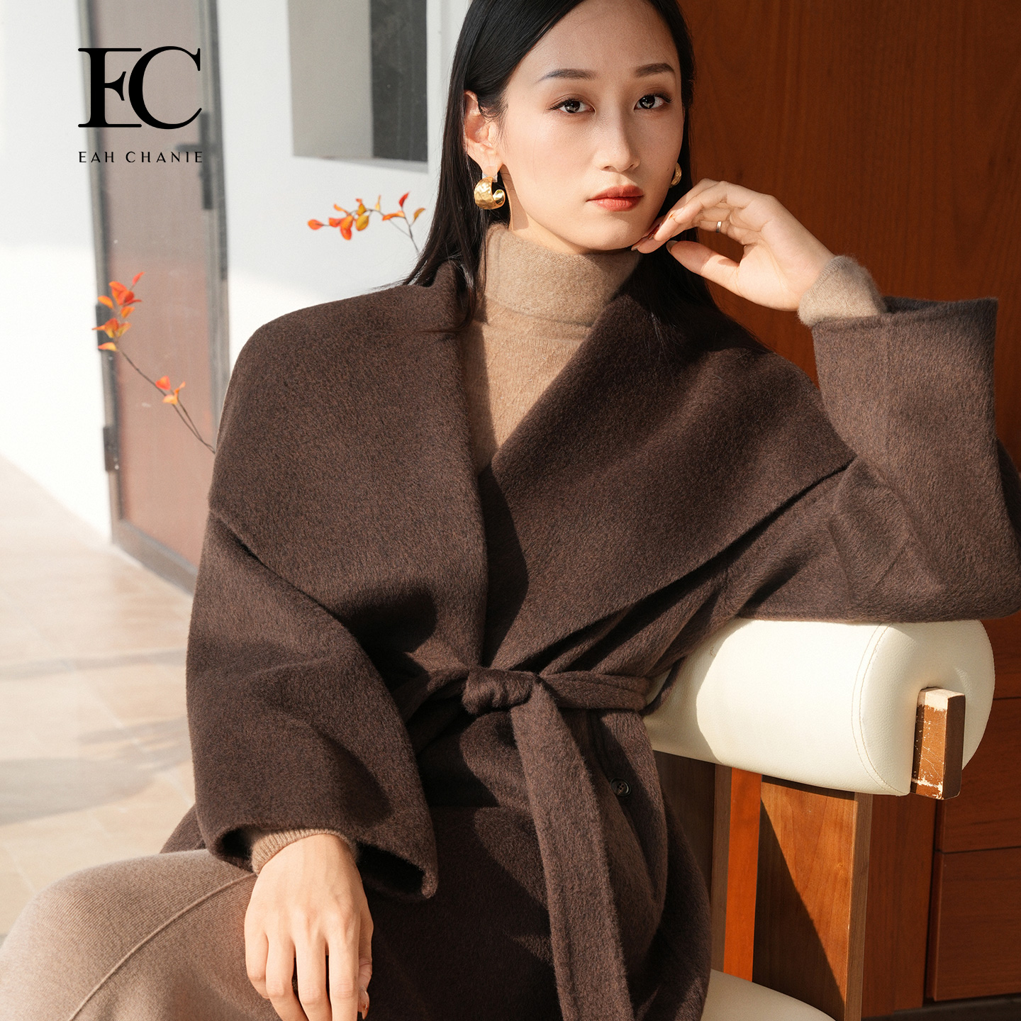 奕辰绵羊毛气质大翻领双面呢大衣