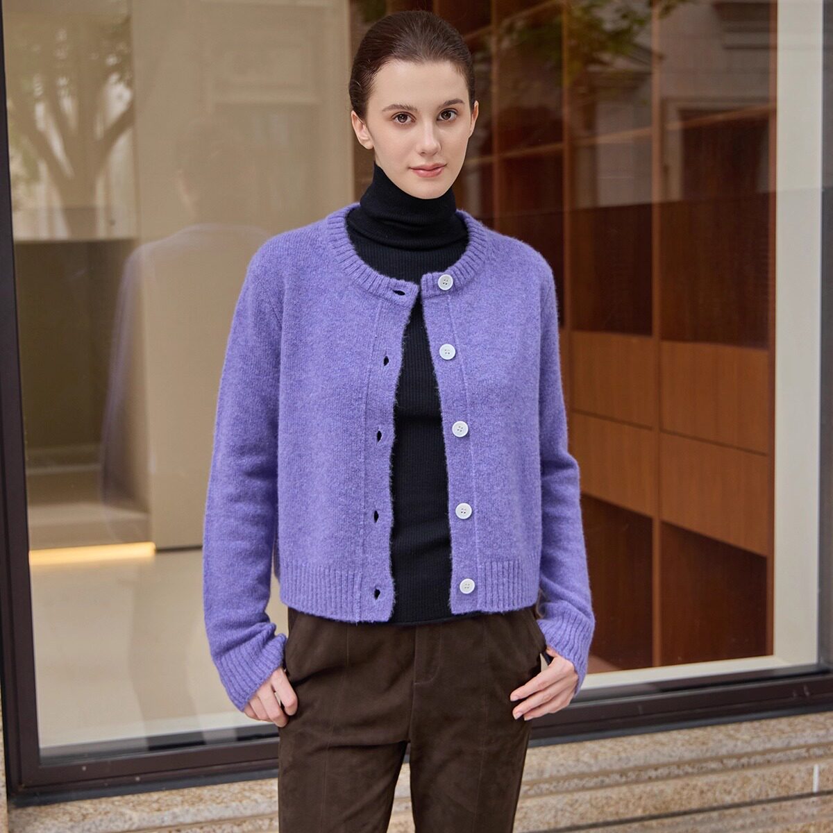 THEEASE舒适派招牌康宝莱纯山羊绒毛衣拉毛纱女圆领长袖针织开