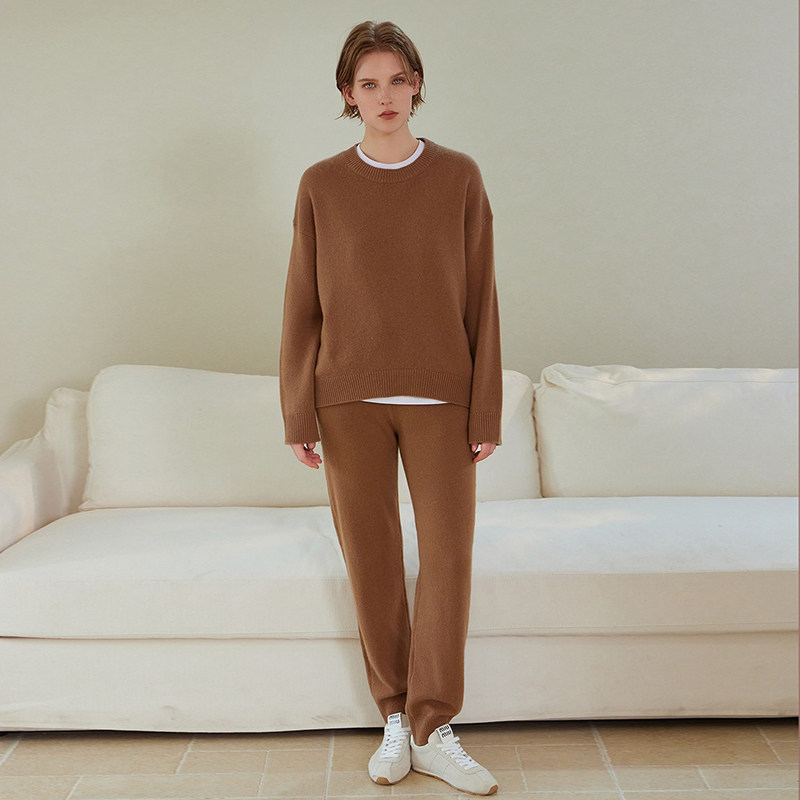 THEEASE舒适派咖啡色纯山羊绒衫+保暖休闲裤秋冬宽松休闲极简