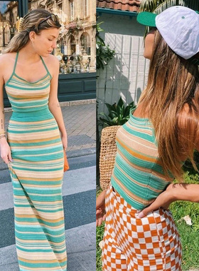 Knitted halflength skirt withcollar T-shirt针织半身裙挂脖T恤