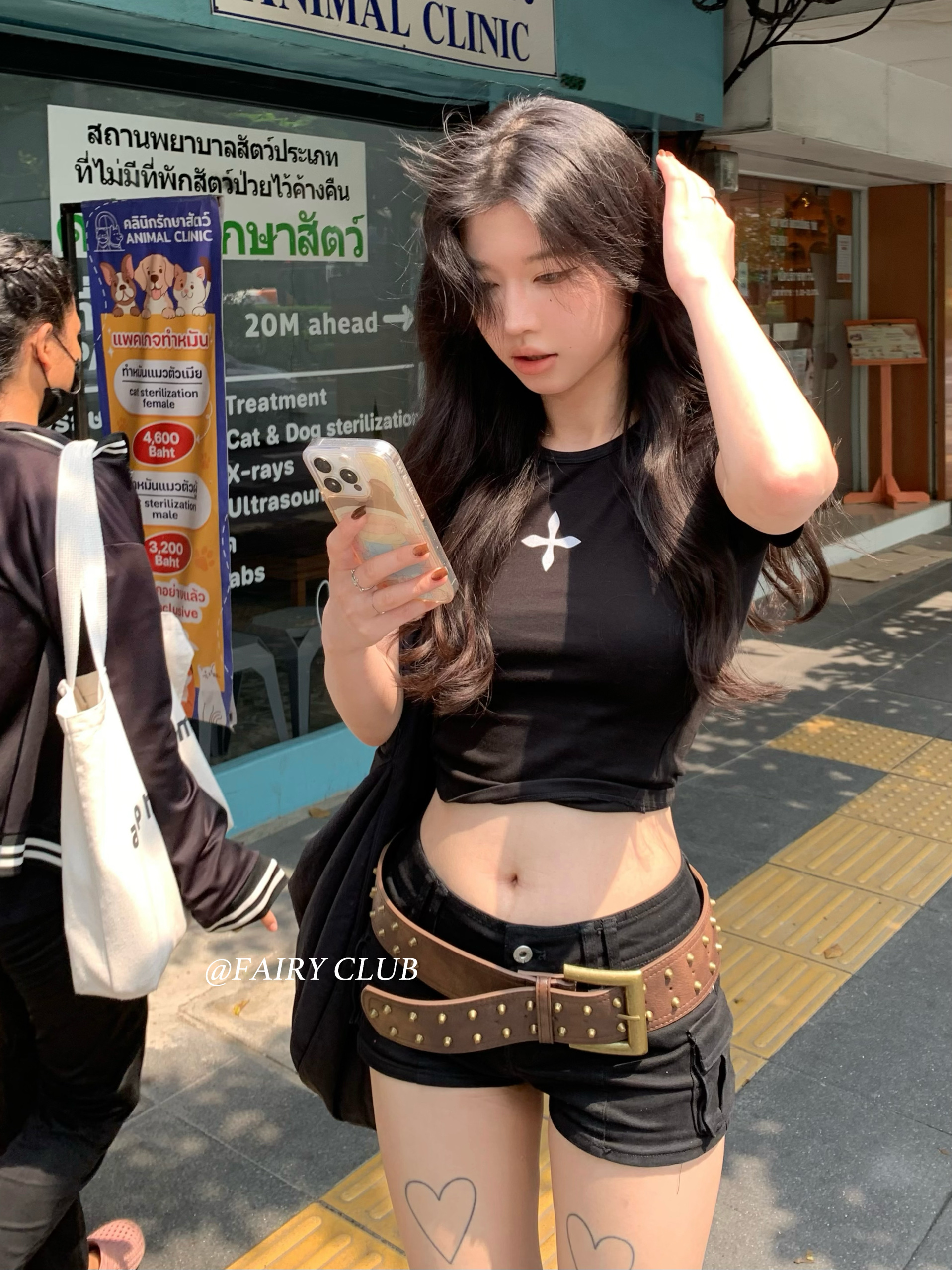新款y2k辣妹美式棕色铆钉腰带腰封复古金属皮革皮带宽边装饰带女