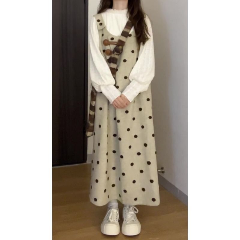 千金感背带连衣裙小香风套装宽松遮肉波点背心裙女春季蕾丝打底衫