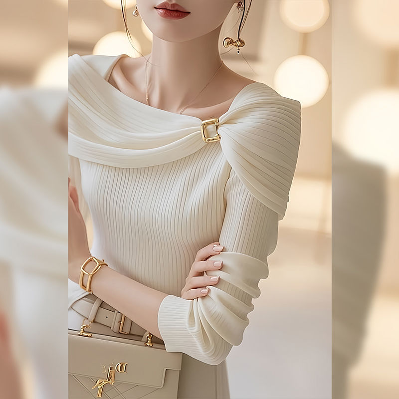 白色一字肩披肩打底针织衫秋冬季新款修身显瘦毛衣不撞款长袖上衣