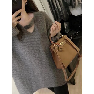 镂空灰色v领针织毛衣女秋冬新款 设计感小众高级感慵懒风上衣