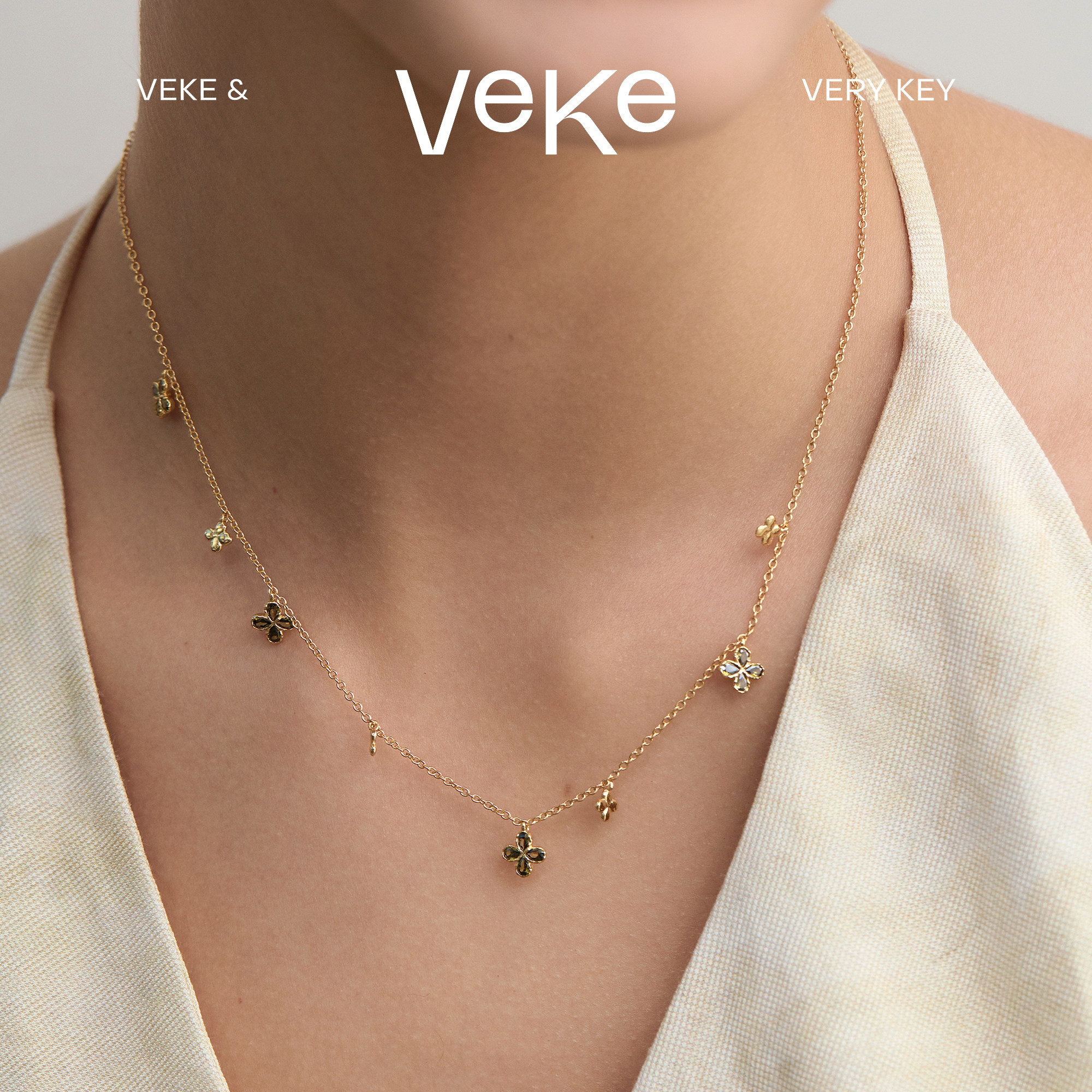 VEKE「庆春泽」优雅复古风四叶草项链经典款奢华锁骨链NC17432A