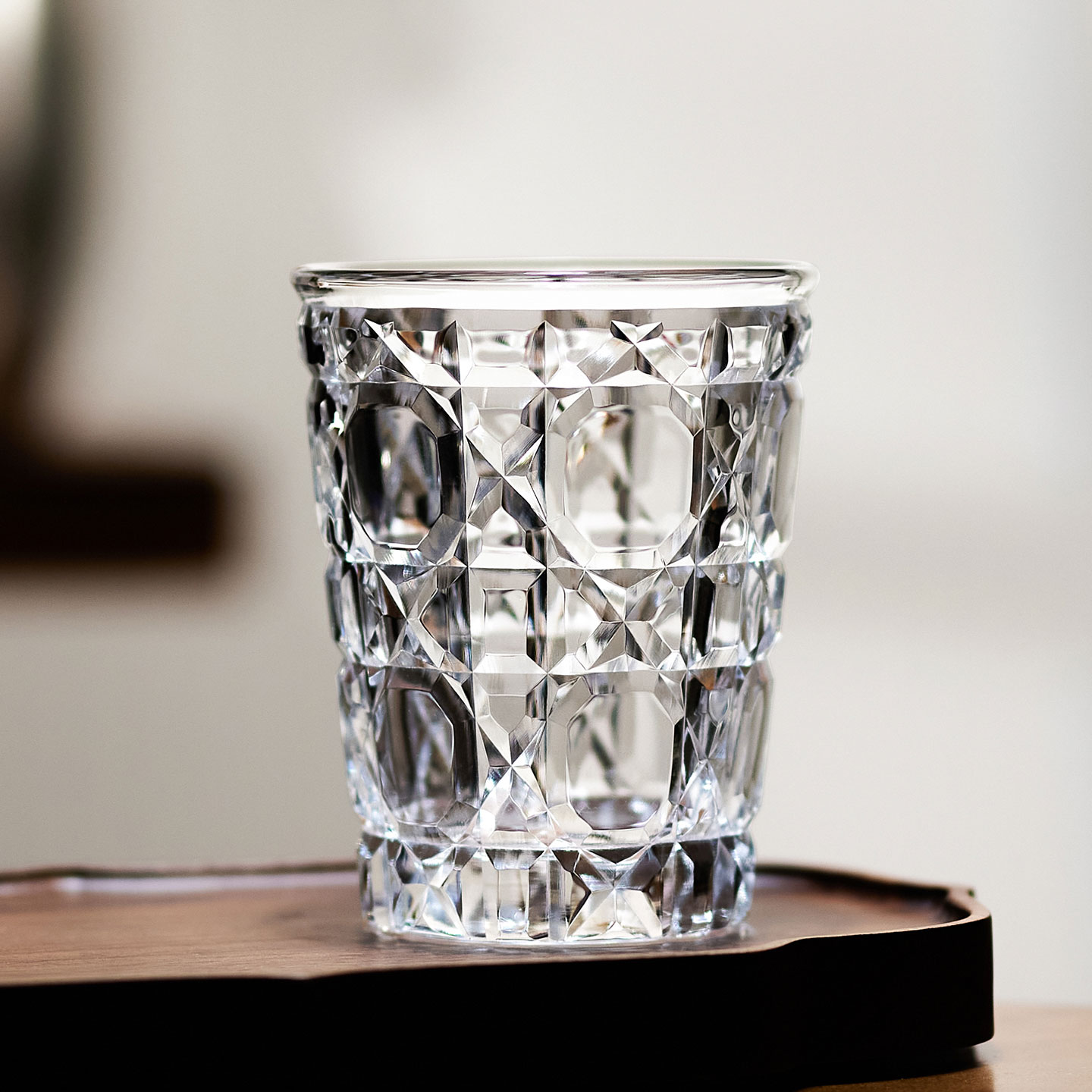 手工雕刻定制款藤格水晶杯