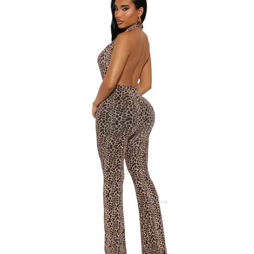 印花挂脖收腰连体长裤Printed neck and waist cinching jumpsuit
