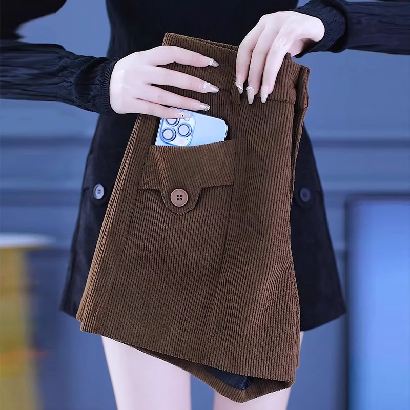 秋冬加厚灯芯绒外穿a字短裤女