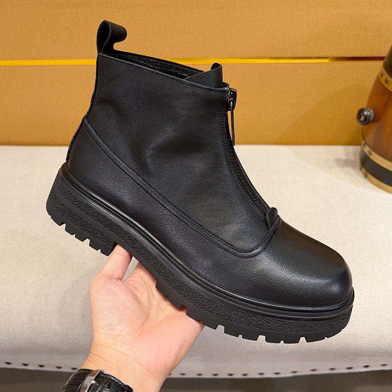 2026秋冬季新款广州产时尚头层牛皮潮鞋男款马丁靴高帮厚底真皮