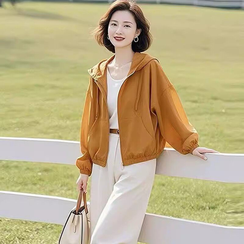 短款连帽2026夏季防晒衫女多巴胺薄款宽松小个子休闲防晒上衣外套图片