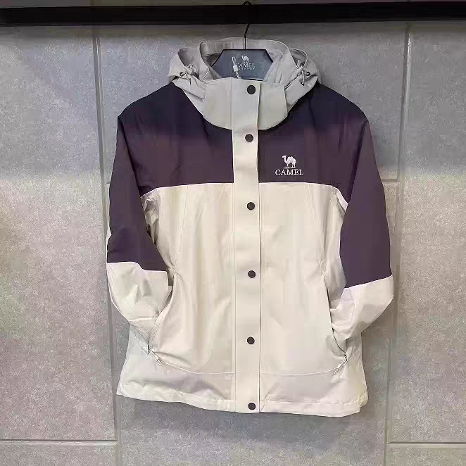 H25AA18196户外2025秋冬新款女防水防雨保暖三合一抓绒冲锋衣