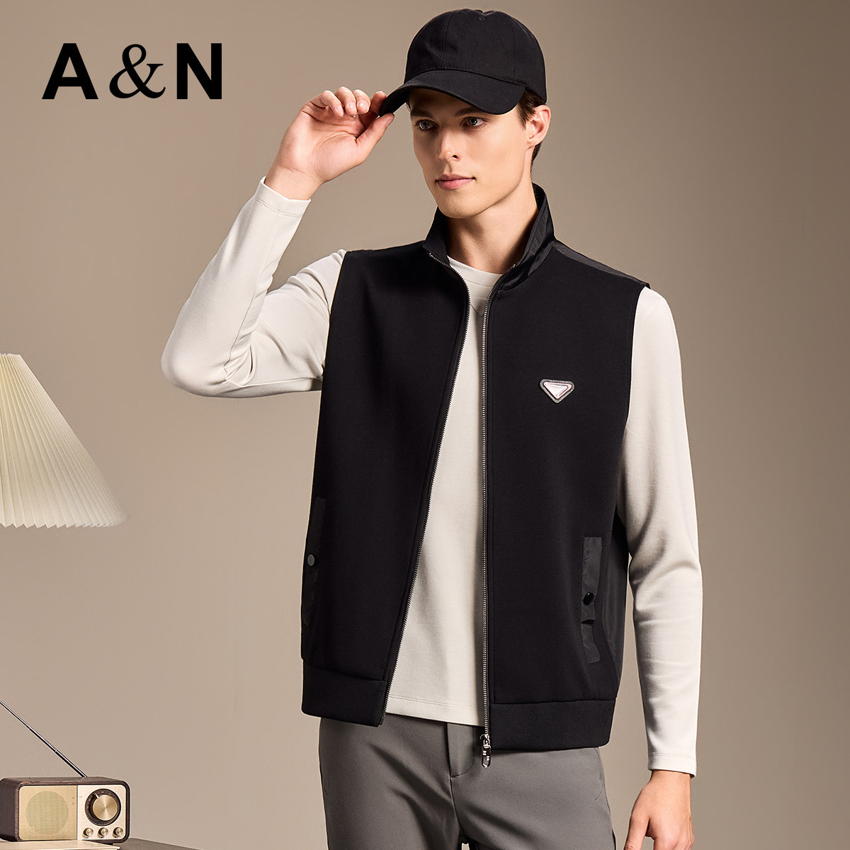 【高级针织&轻户外】AntonNeal保暖有型立领马甲背心秋季坎肩外套,男装,常规马甲,淘宝优惠券,粉丝福利购,淘宝优惠卷