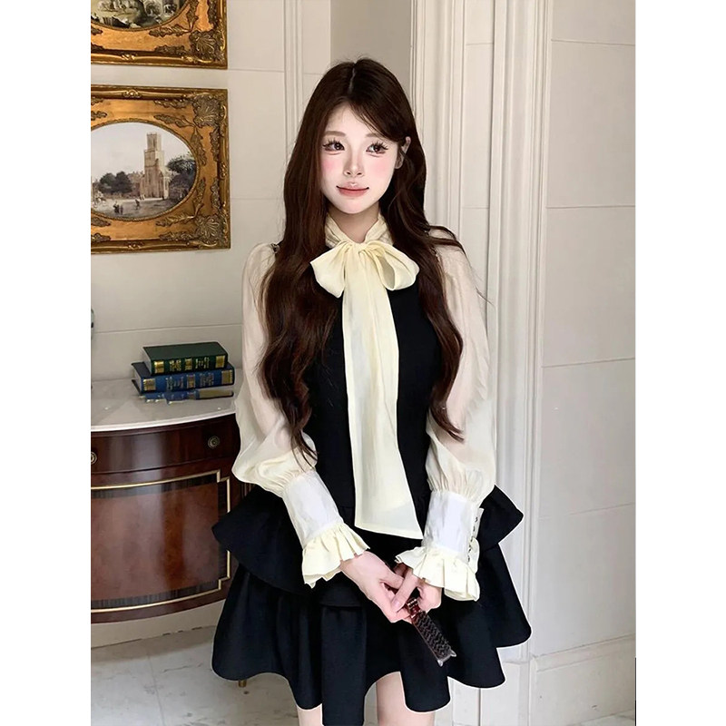 【中古黑巧】早秋千金感蝴蝶结长袖衬衫+显瘦背带连衣裙两件套女