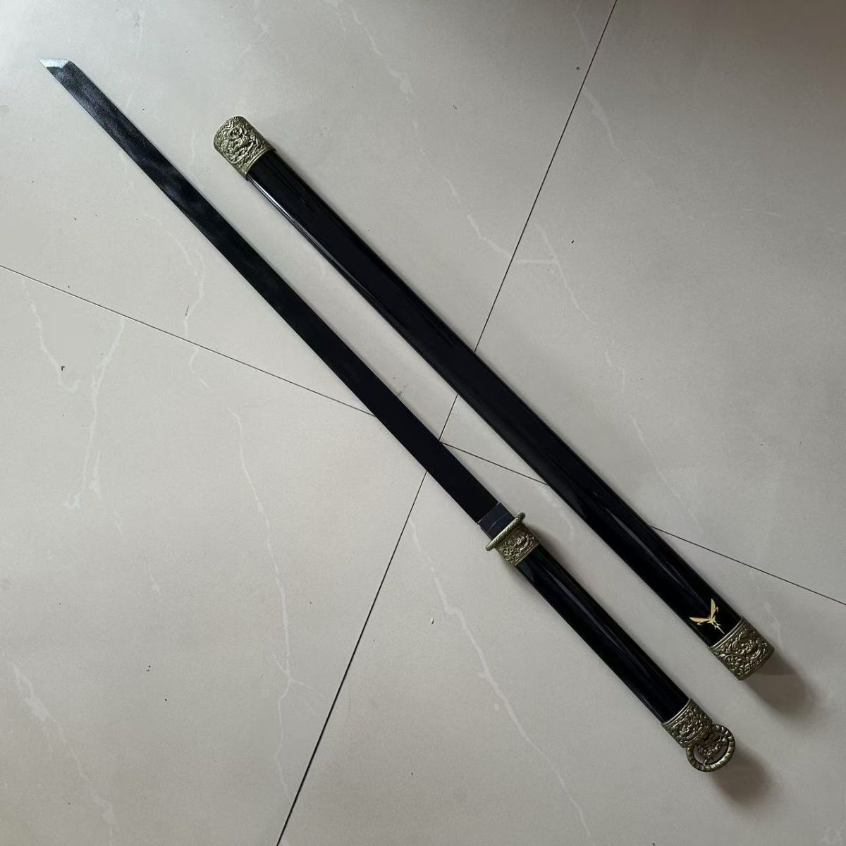 暗区突围模型枪萤火突击