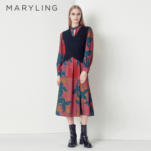 MARYLING深蓝V领羊毛针织背心