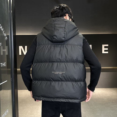 男友风运动羽绒马甲短款连帽男士