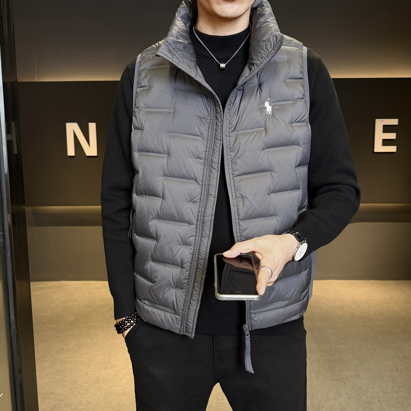 羽绒马甲针织拼接休闲外套男短款