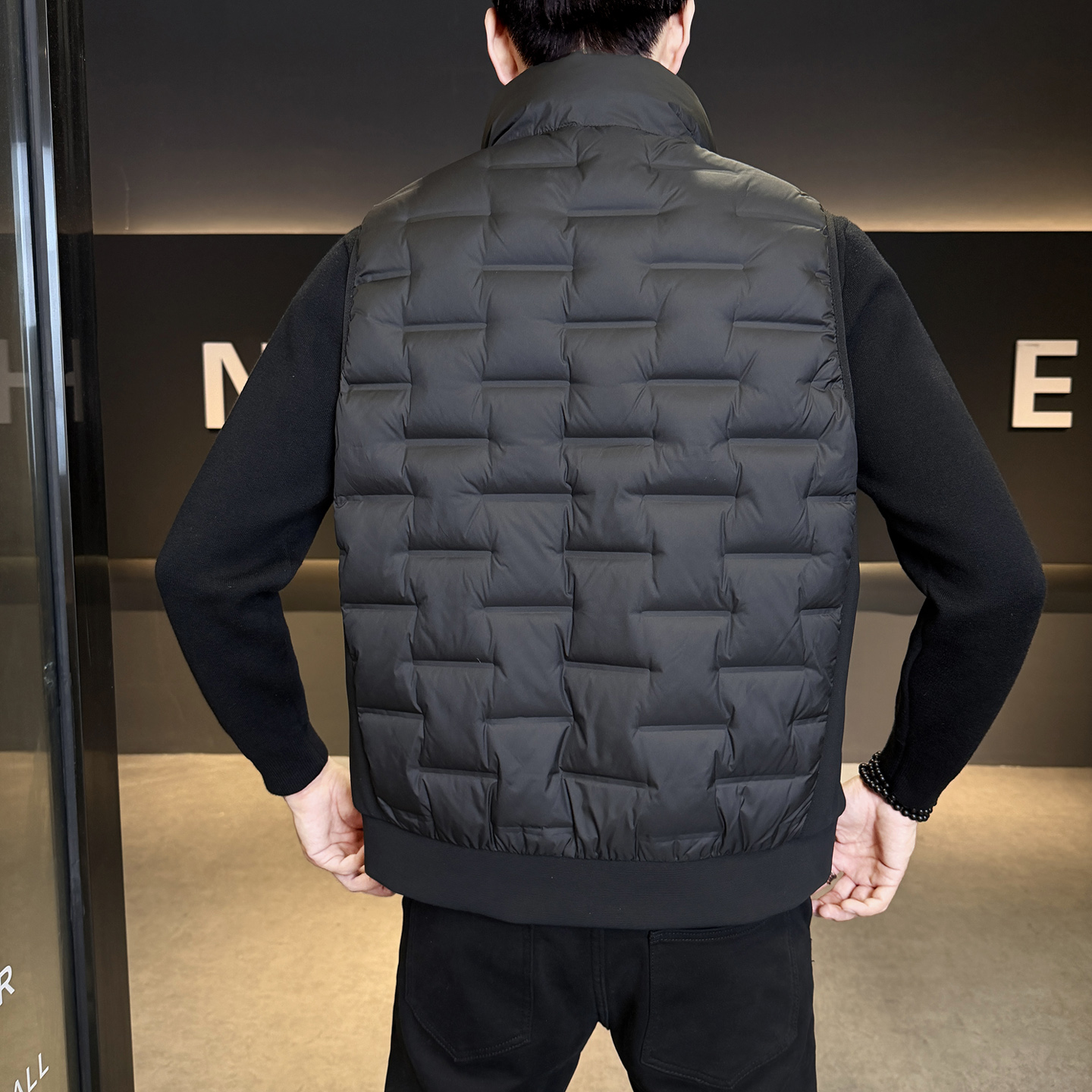 针织拼接羽绒马甲男2025新款潮短