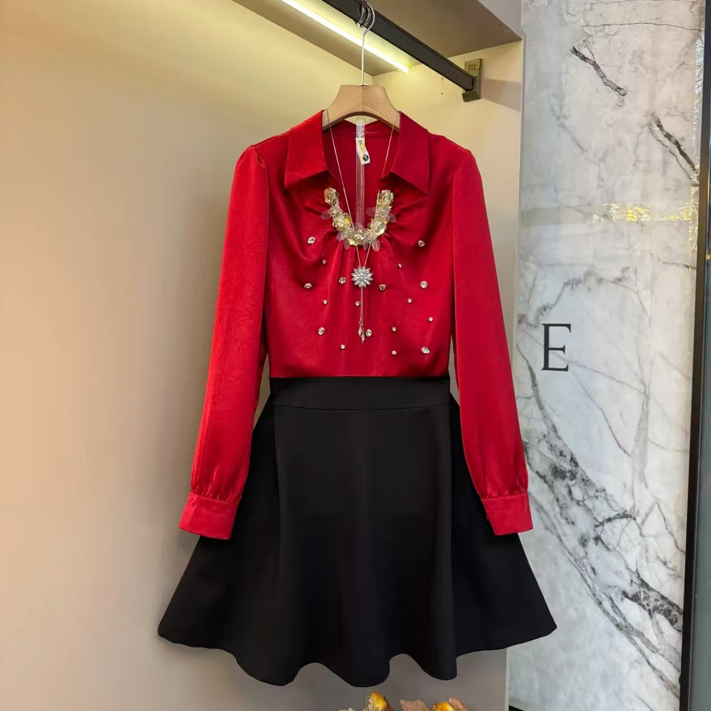 2025冬季大码女纯欲风装连衣裙时尚拼接中长遮肉裙气质轻奢A字裙