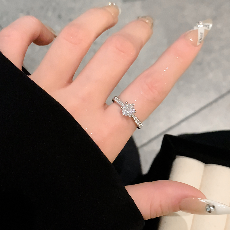 六爪锆石璀璨戒指女优雅气质风