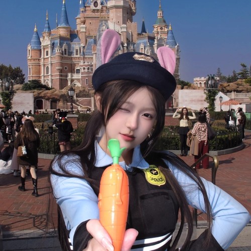 朱迪礼帽圆顶可爱拍照出片