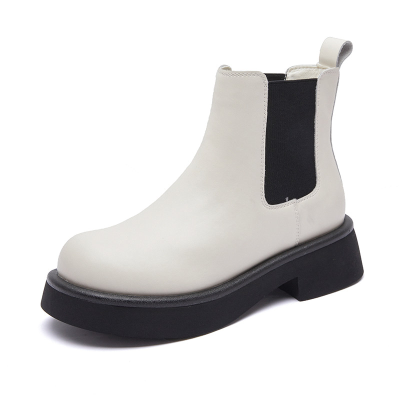 2024 여성을위한 새로운 가을 겨울 굴뚝 부츠 틈새 디자인 여성을위한 플랫 프랑스어 짧은 부츠 LOLI CHELSEA BOOTS