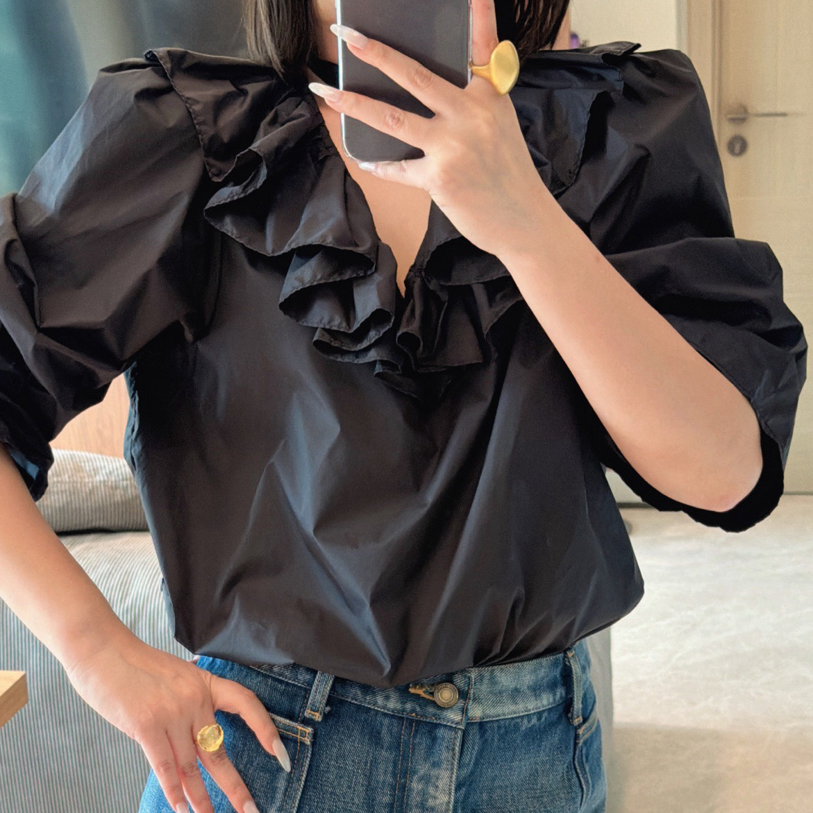2026新款女装早春夏欧美时尚小众黑色荷叶领长袖衬衫舒适休闲上衣