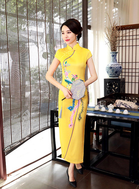 Printed buttonUp short sleeved cheongsam印花盘扣修身短袖旗袍