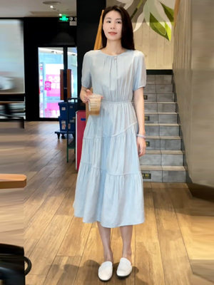 温柔风气质短袖连衣裙