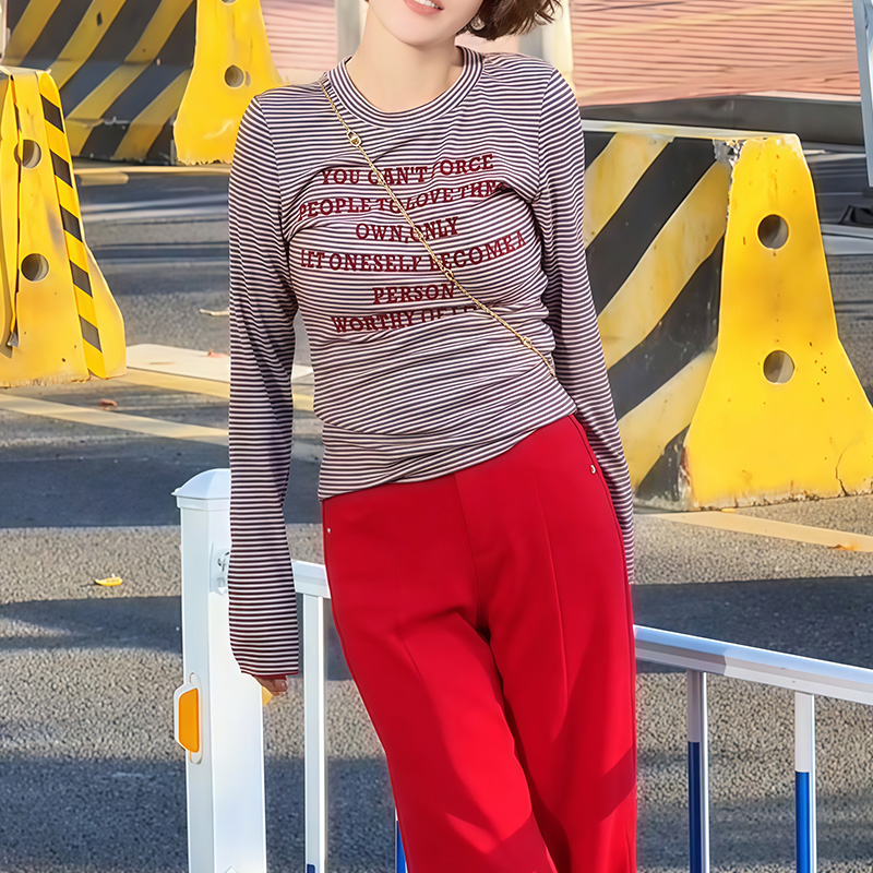 休闲风条纹长袖t恤女秋冬季慵懒风薄款宽松圆领字母印花街头上衣