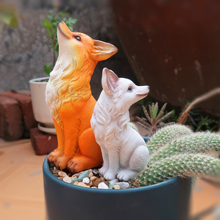 九尾狐狸多肉花盆造景装饰摆件户外魔性仿真小白狐花盆布置微景观