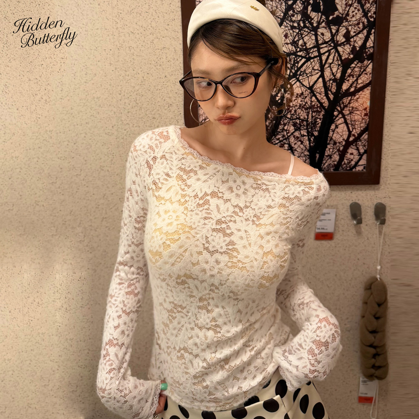 Hidden Butterfly一字领绒感蕾丝肤色网纱内衬长袖T恤女打底衫