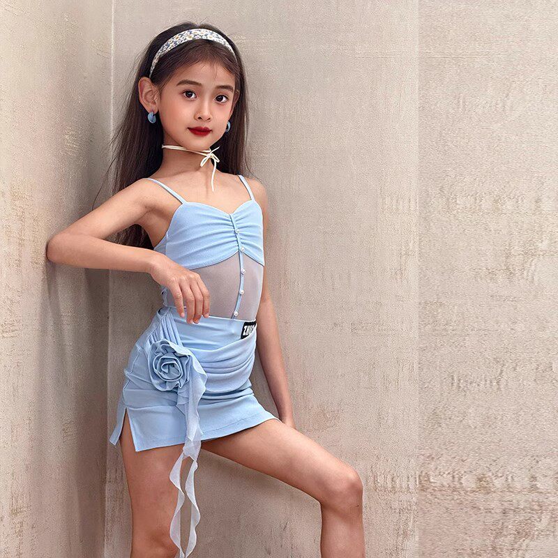 2026夏季新款女童天蓝色吊带网纱裙高级拉丁舞蹈服分体花朵裙套装
