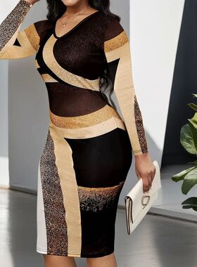 V-neck spliced waist cinching printed skirtV领拼接收腰印花裙