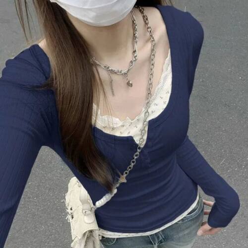 纯色拼接碎花上衣 Solid color patchwork floral lace base top
