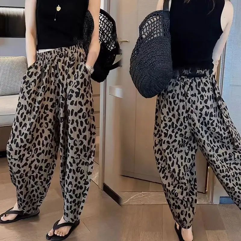 Leopard print waist slimming lantern pants豹纹中腰显瘦灯笼裤