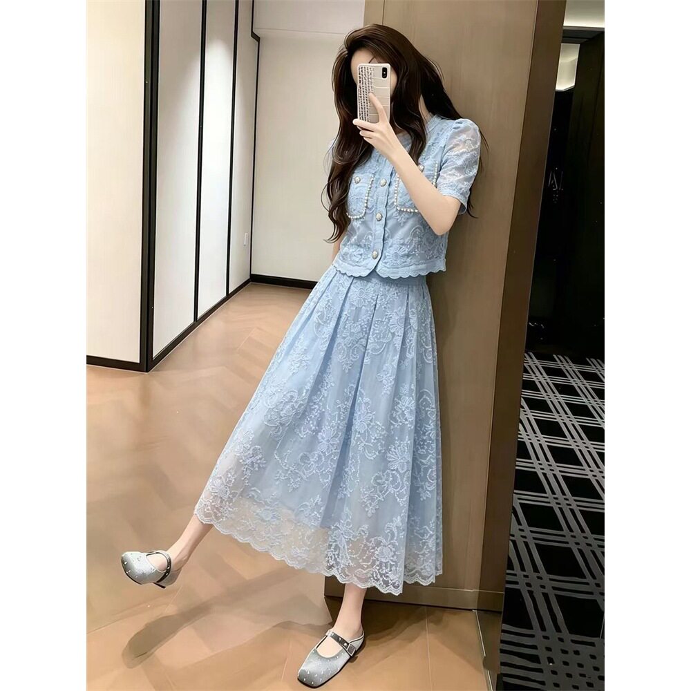 小礼服名媛甜美气质钉珠水溶蕾丝短袖连衣裙两件套中长裙杏色