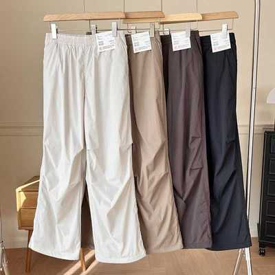 一条过冬秋冬保暖休闲长裤阔感裤松紧宽松百搭工装伞兵裤女470732