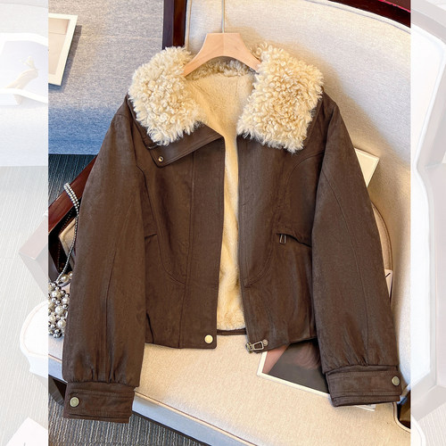 今年流行爆款羊羔毛翻领麂皮外套