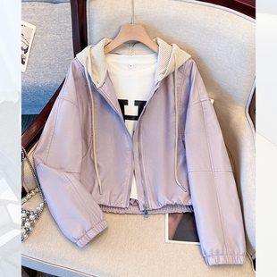 今年流行漂亮的针织连帽pu皮衣外套女2026早春季新短款棒球服夹克