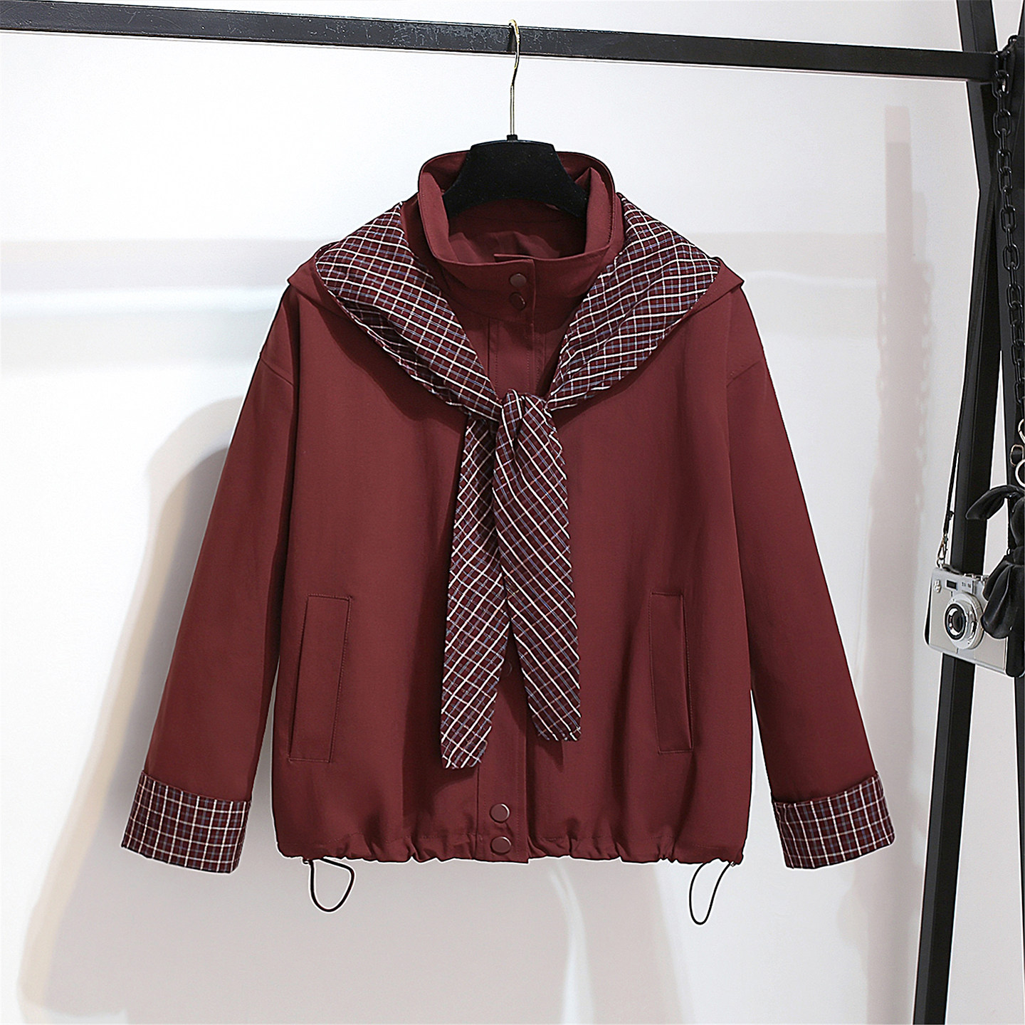 安可拉酒红色连帽外套夹棉加厚女士2025秋冬季新款小个子短款夹克