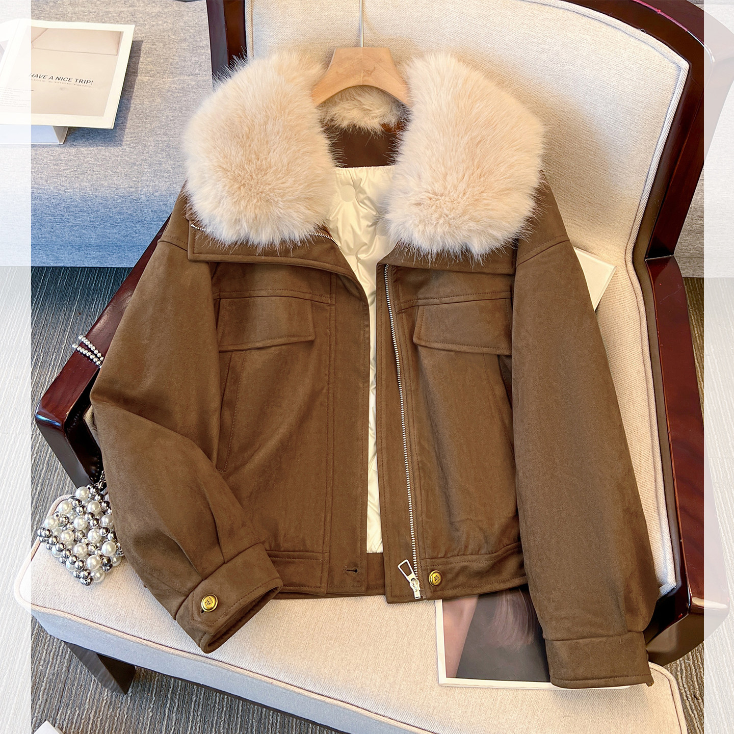 巨好看座山雕大毛毛领麂皮加厚石墨烯云绒内胆外套女2025秋冬装新,女装/女士精品,短外套,淘宝优惠券,粉丝福利购,淘宝优惠卷