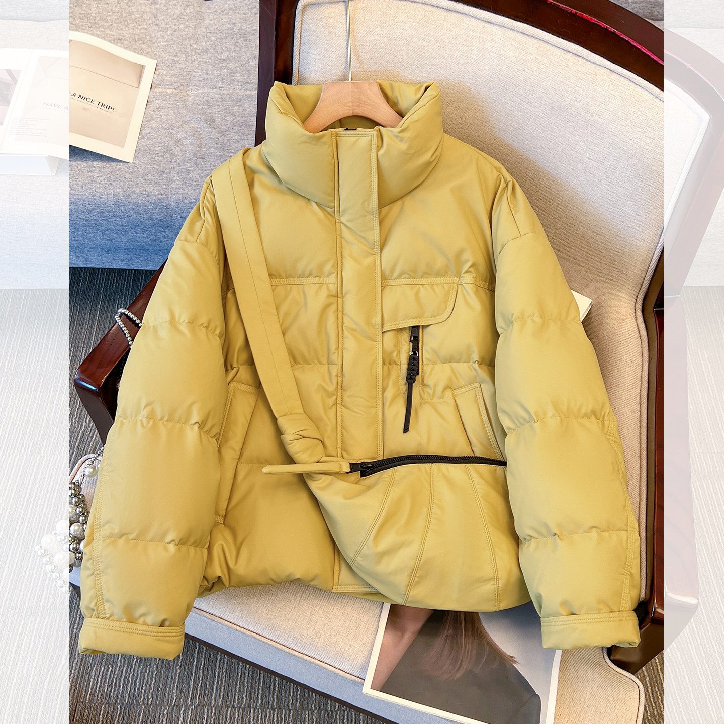 黄色PU皮衣立领90白鸭绒加厚面包羽绒服女2025冬季新款超好看外套,女装/女士精品,羽绒服,淘宝优惠券,粉丝福利购,淘宝优惠卷