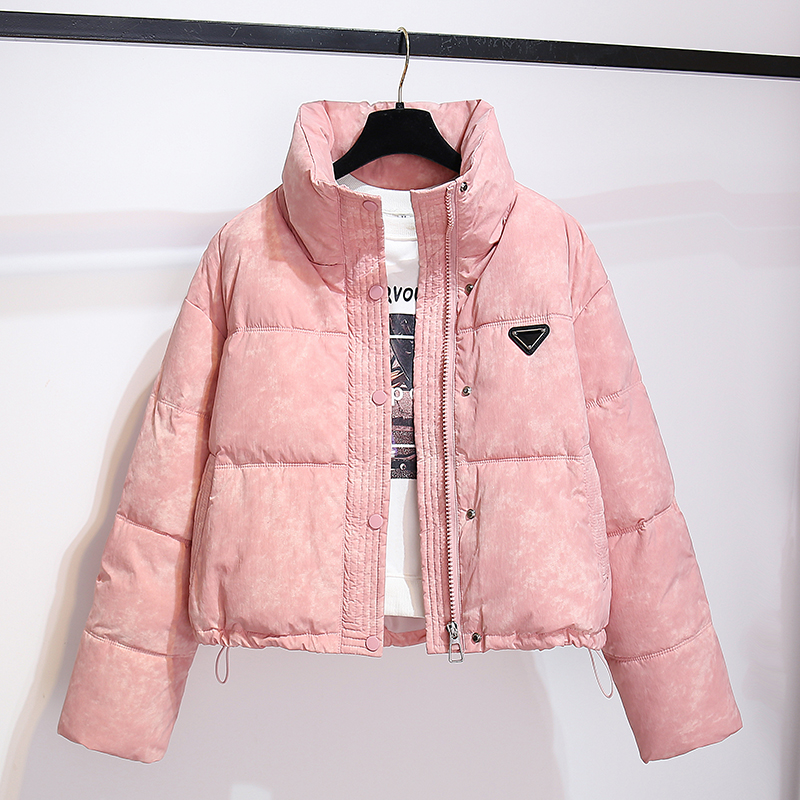 今年流行爆款独特别致粉色羽绒服