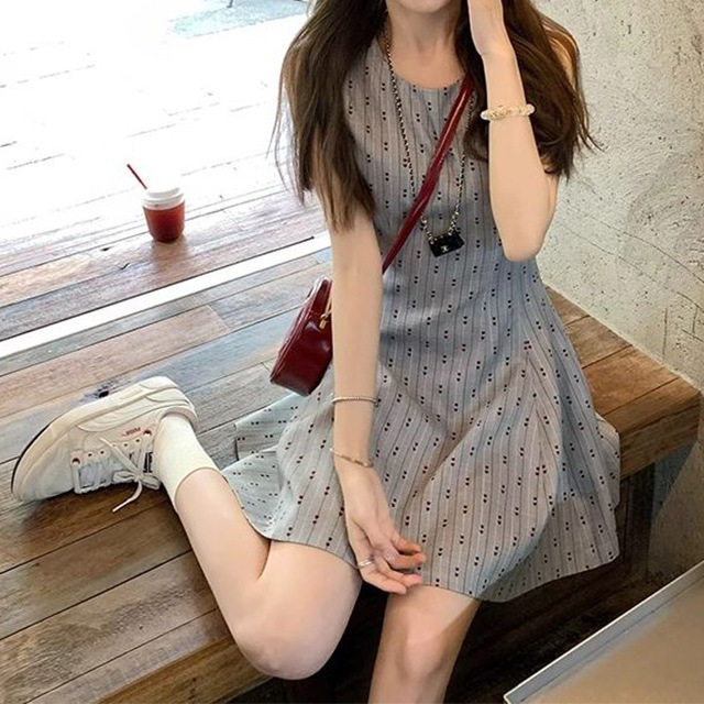 学院风圆领无袖收腰显瘦连衣裙女夏季法式灰色短款气质背心A字裙